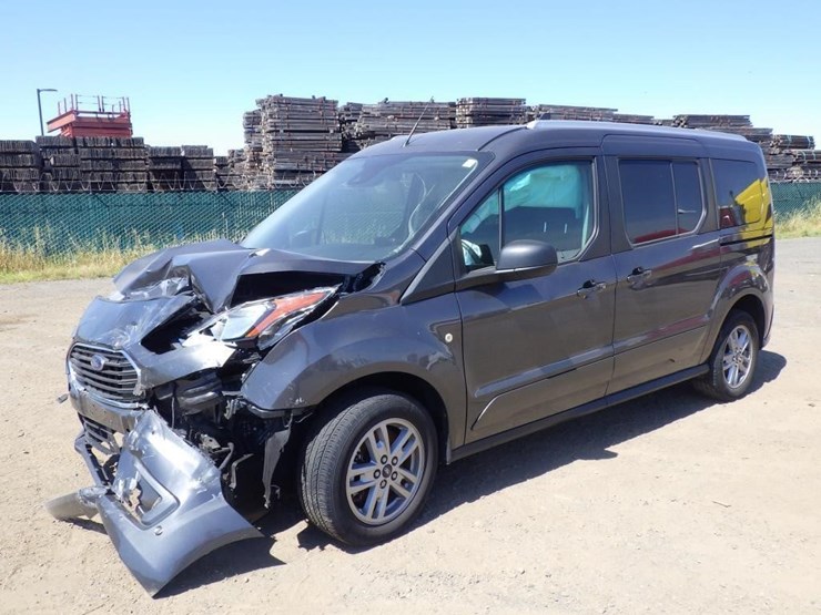 2023-ford-transit-connect-image-1