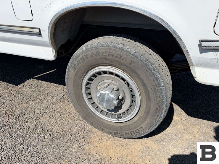 1992-ford-f250-image-14