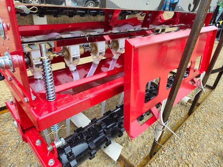 #5141-•-2026-agt-stsd10-seeder-image-10