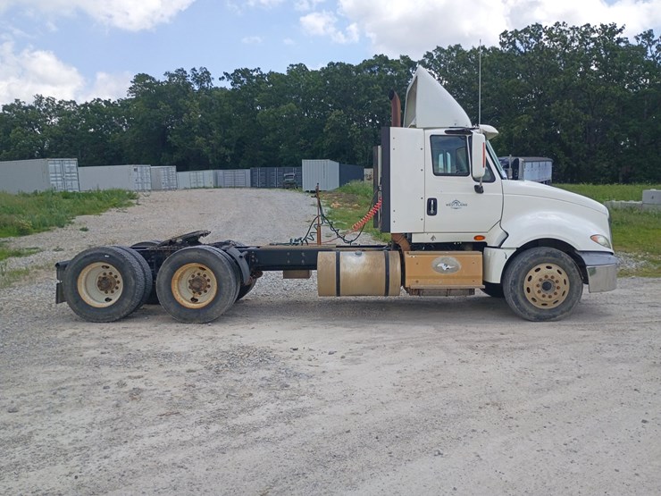 2016-international-prostar-image-11