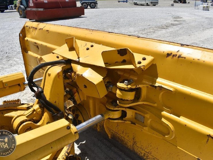 2019-komatsu-d51pxi-24-image-27