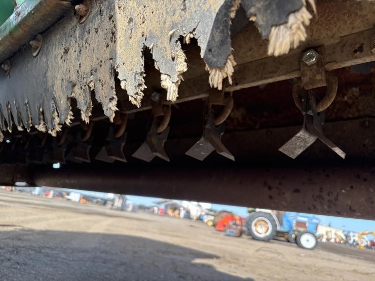 2006-john-deere-5225-image-17
