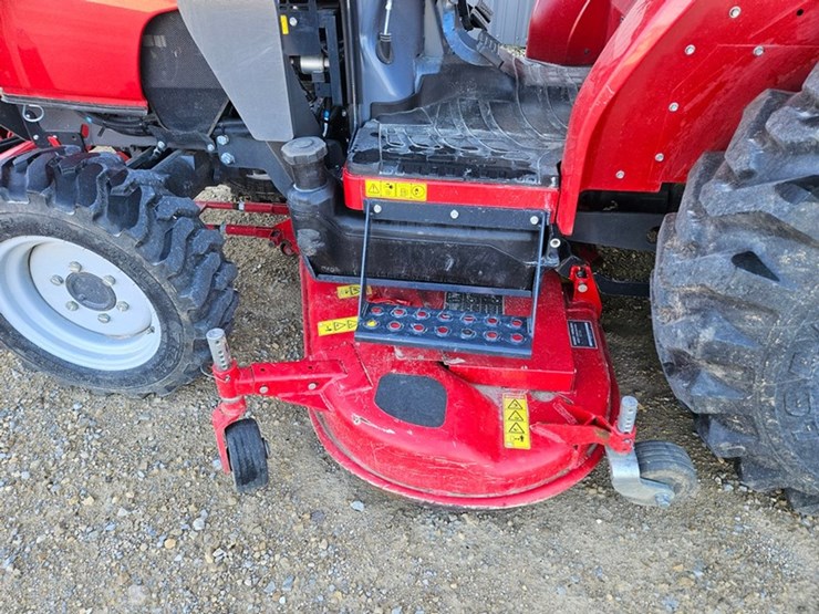 massey-ferguson-1735m-image-15