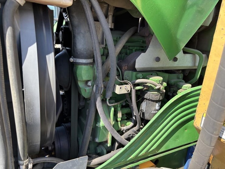 john-deere-6420-image-52