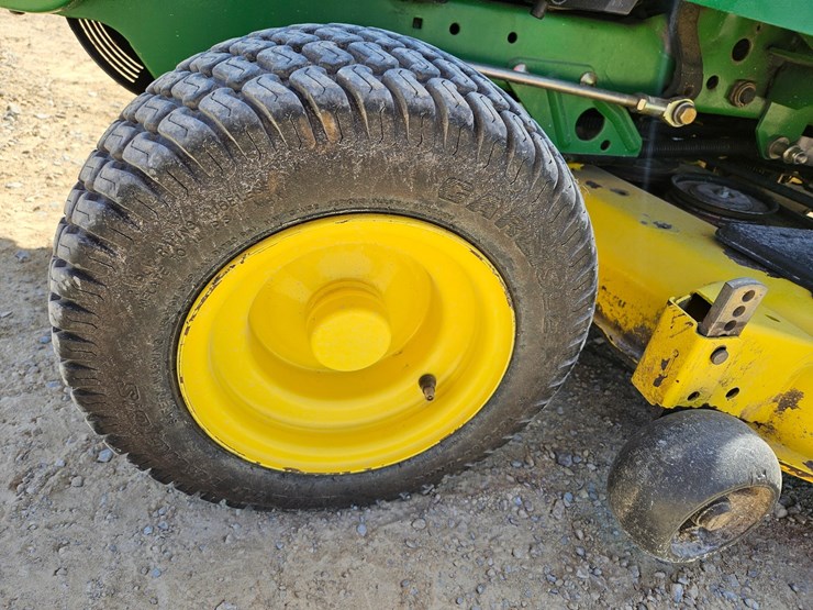 john-deere-325-image-10
