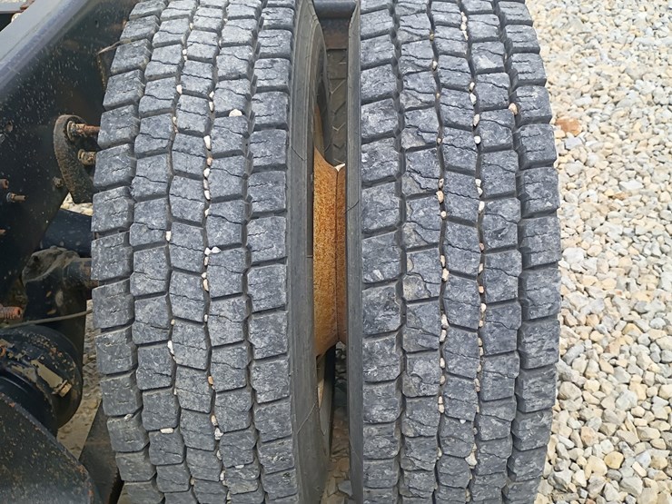 2016-international-prostar-image-96