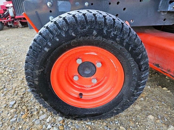 kubota-bx1870-image-13