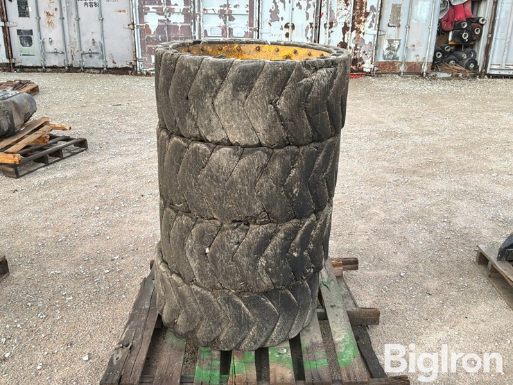skid-steer-demolition-tires-image-18
