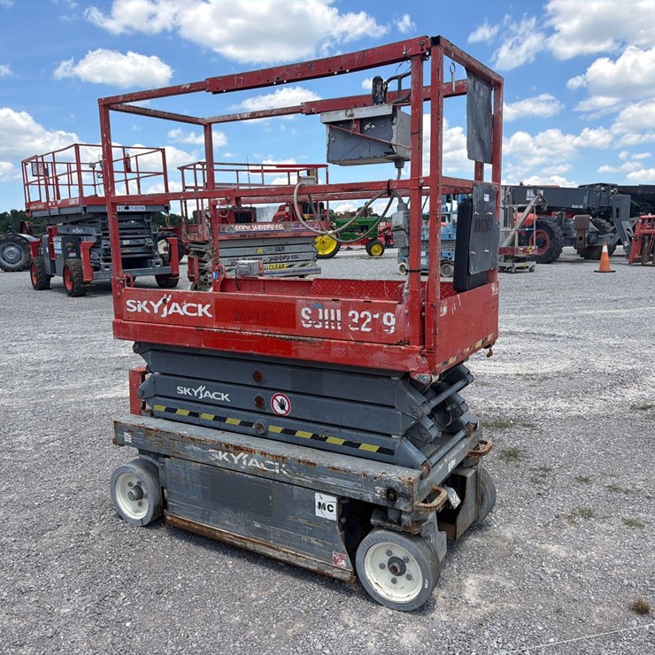 2015 SKYJACK SJIII3219