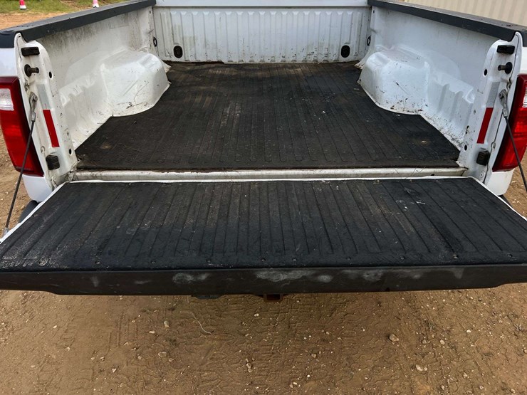 2015-ford-f250-image-22