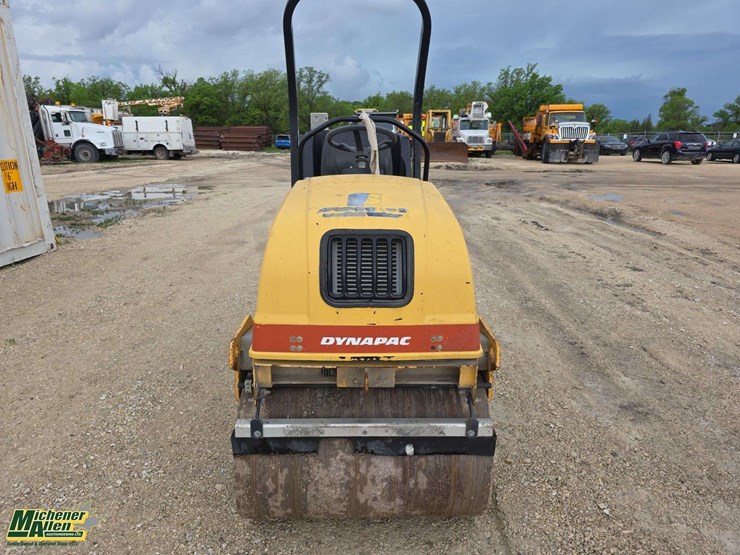 2008-dynapac-cc900g-image-9