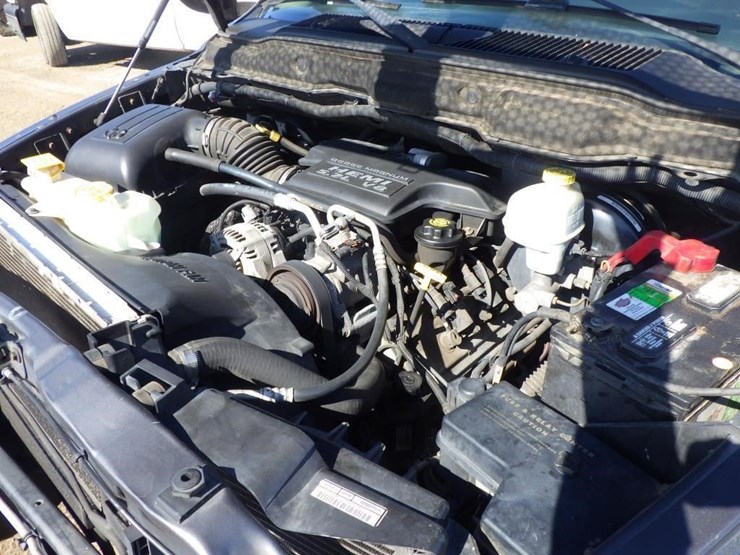 2004-dodge-ram-1500-image-10
