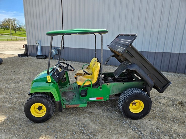 john-deere-gator-image-10