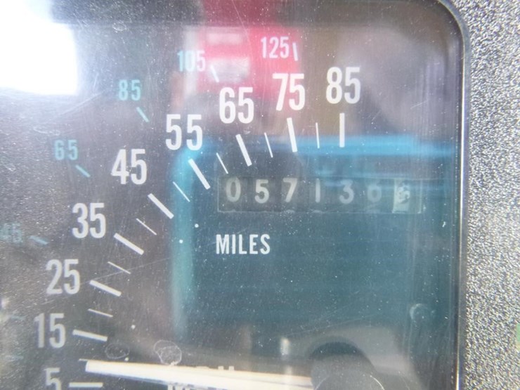 1990-international-4900-image-60