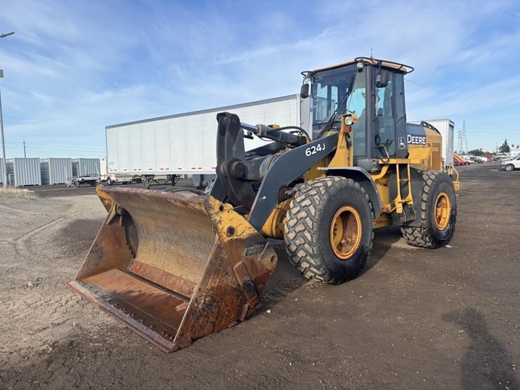 2005-deere-624j-image-1