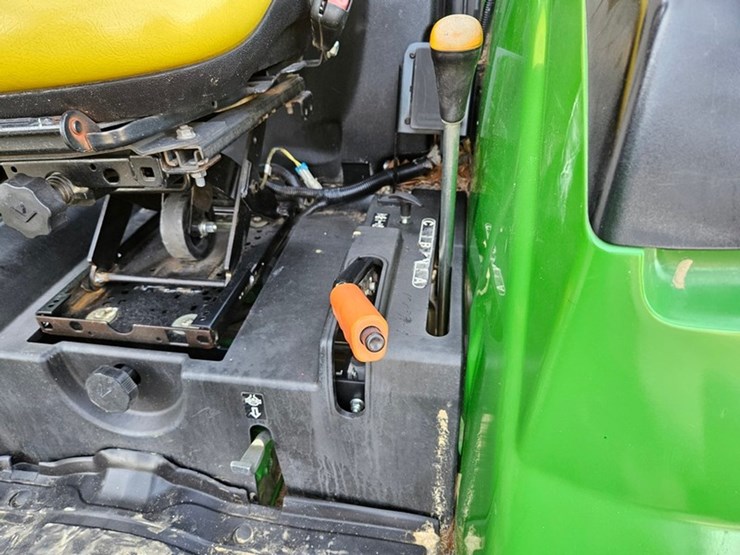 john-deere-4066r-image-29