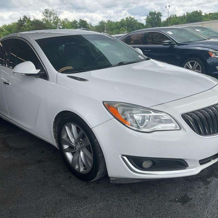 2014 Buick Regal 4 Dr Sedan,