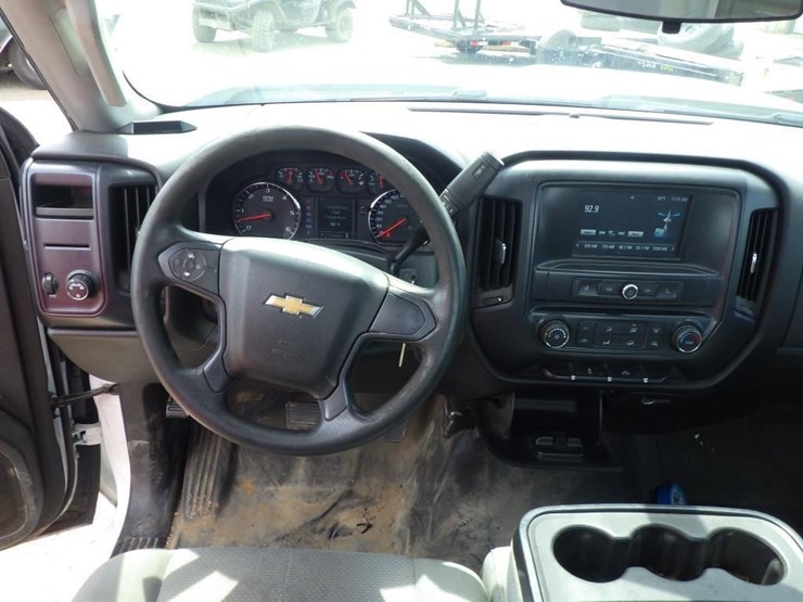 2016-chevrolet-2500-image-7