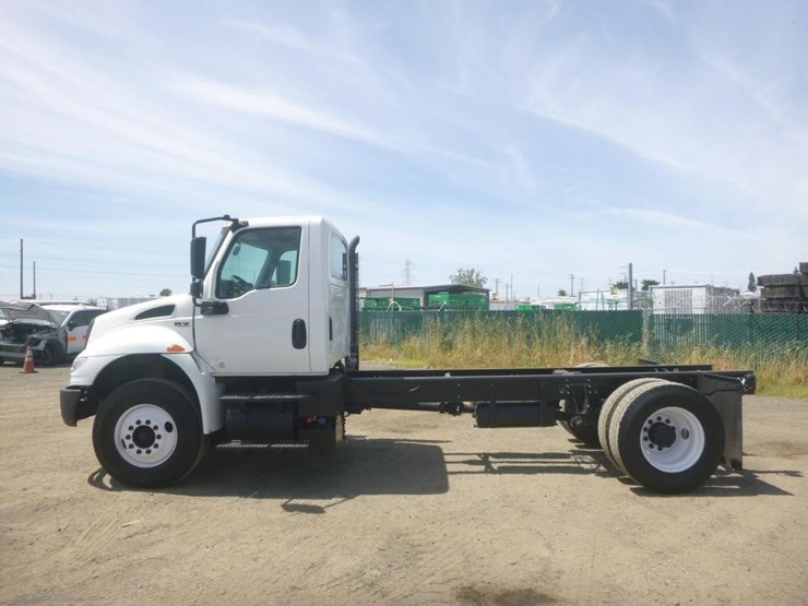 2020-international-mv607-image-5