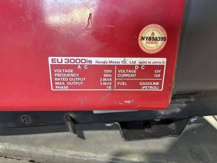 honda-eu3000is-image-10