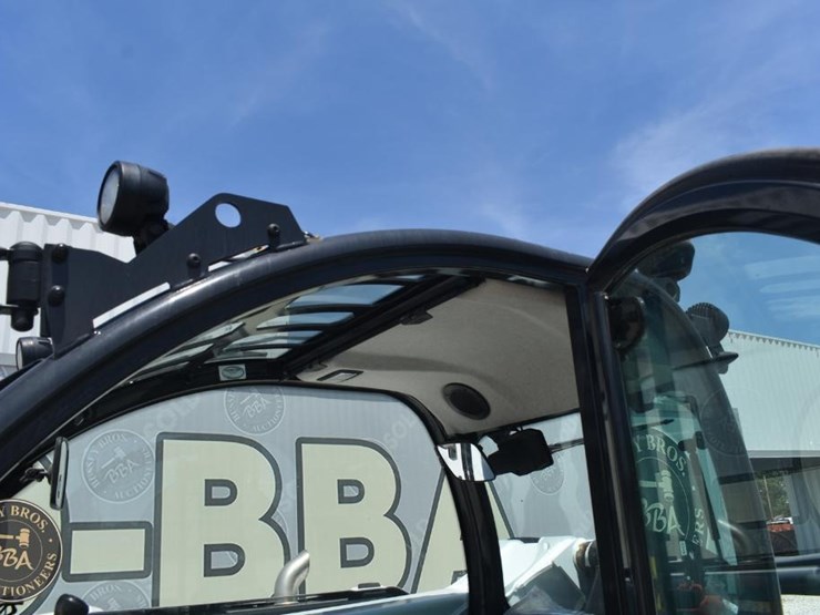 2024-bobcat-tl619-image-27