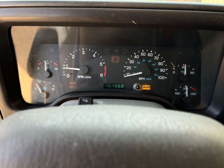 1999-jeep-wrangler-image-29
