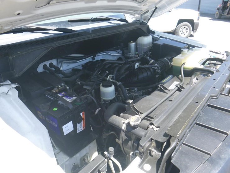 2018-nissan-nv2500-image-11