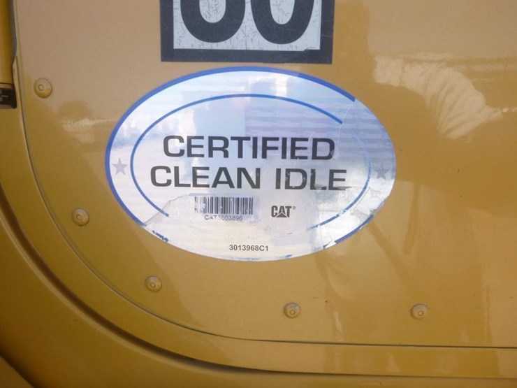 2016-caterpillar-ct660-image-10