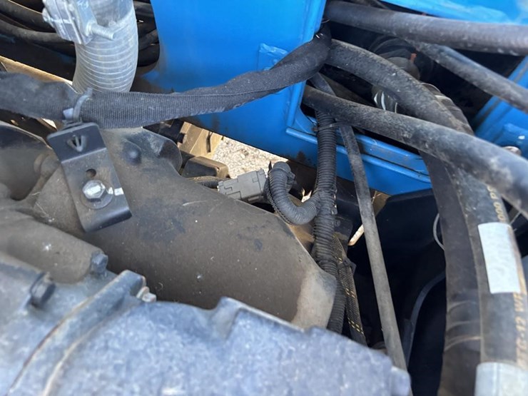 2019-genie-gth844-image-51