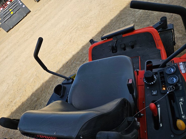 kubota-zd326s-image-20