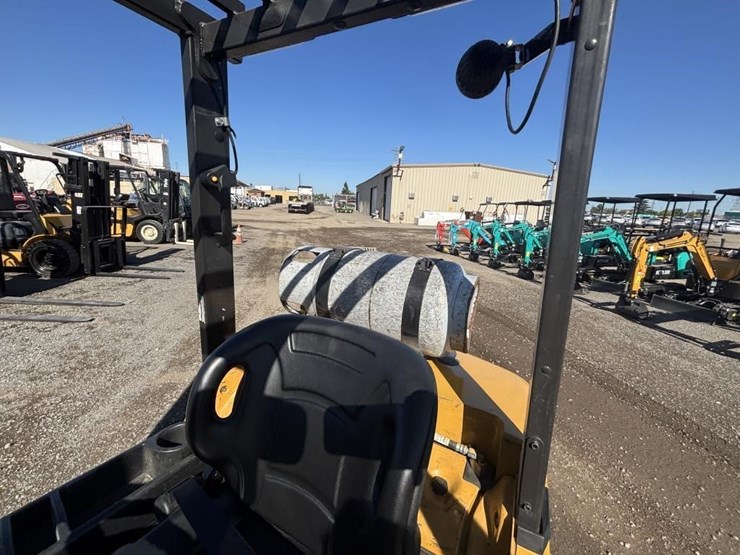 2015-caterpillar-2c6500-image-29