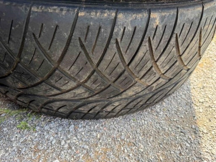 4--tires-&-22”dub-wheels-image-6