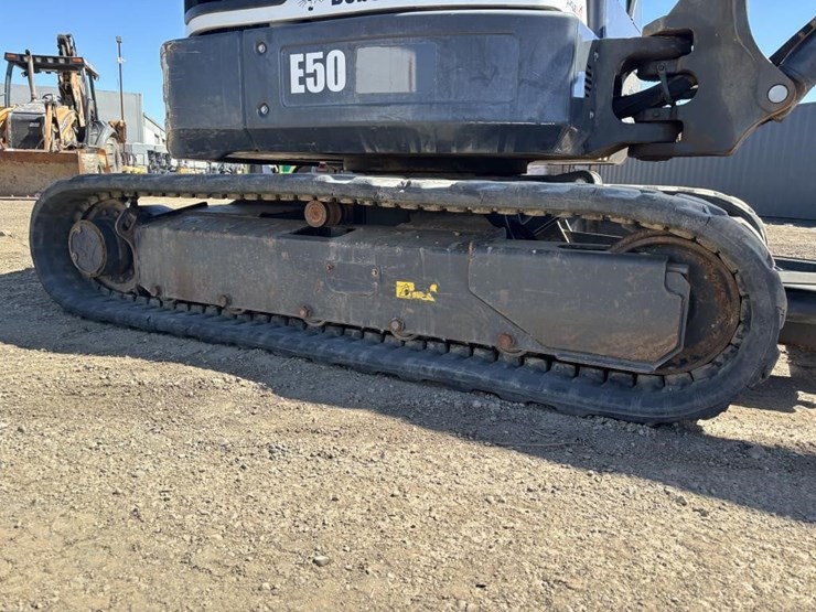2017-bobcat-e50-image-25