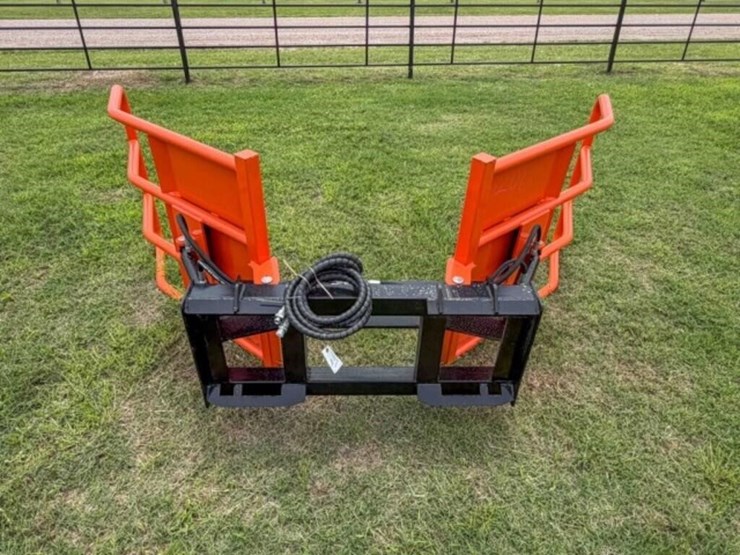 skid-steer-bale-clamp-grabber-image-3