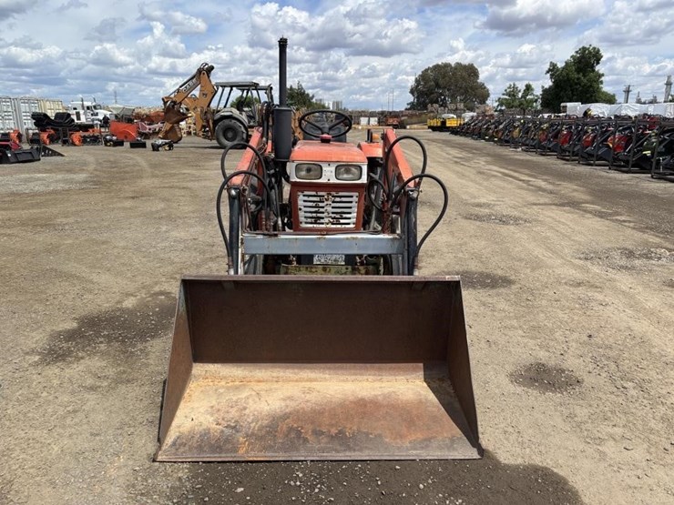 yanmar-ym1900-image-6