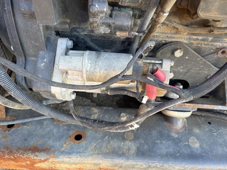 2018-bobcat-t770-image-32