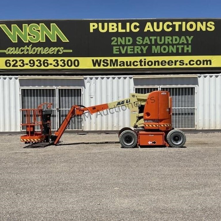 JLG E300AJP