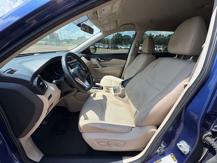 2018-nissan-rogue-image-8