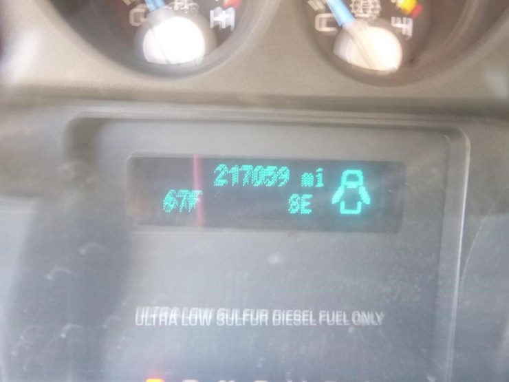 2016-ford-f550-image-40