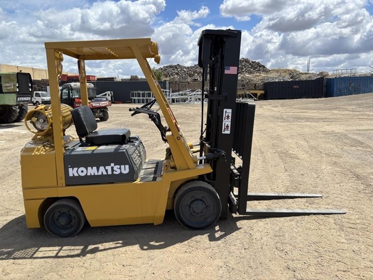 komatsu-fg25s-4-image-7
