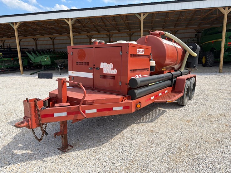 2004-ditch-witch-fx30-image-1