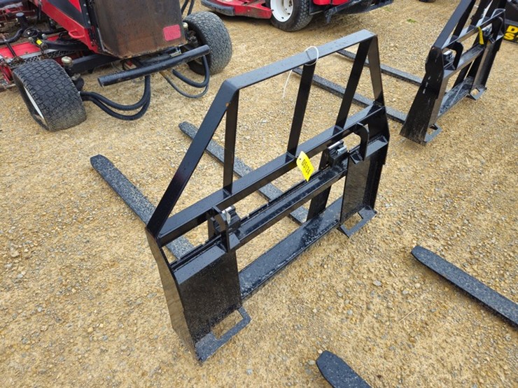 #5134-•-2026-mower-king-sa-48"-pallet-fork-image-3