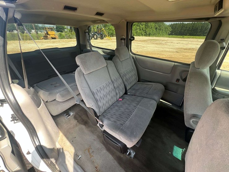 2004-chevrolet-venture-image-17
