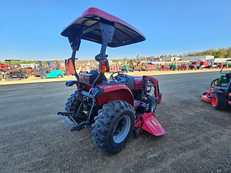 massey-ferguson-1735m-image-5