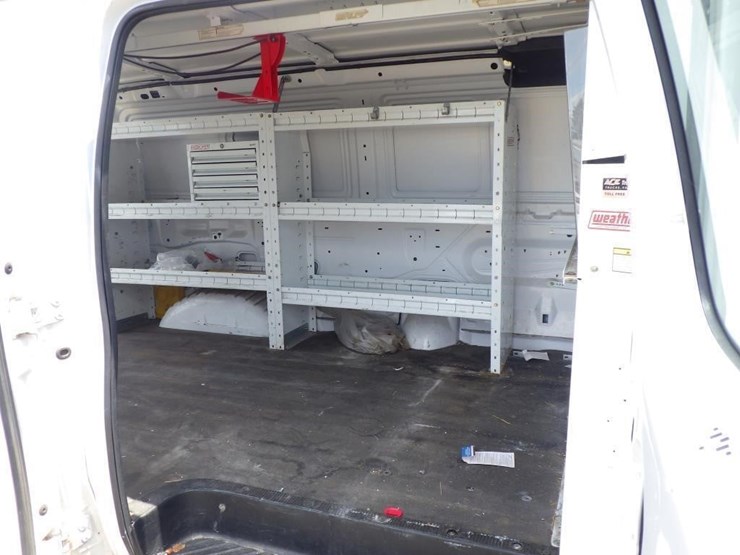 2011-ford-cargo-image-6