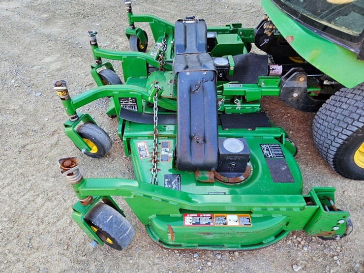 john-deere-1575-image-10