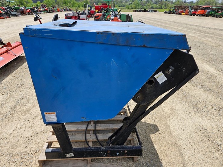 new-holland-cm274-image-35