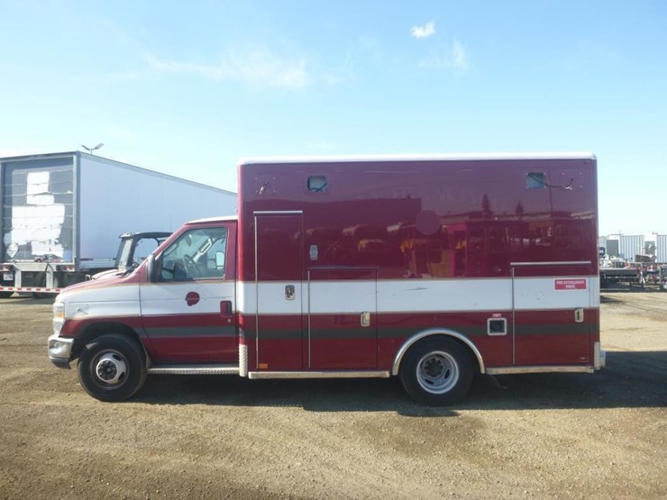 2014-ford-e350-image-5