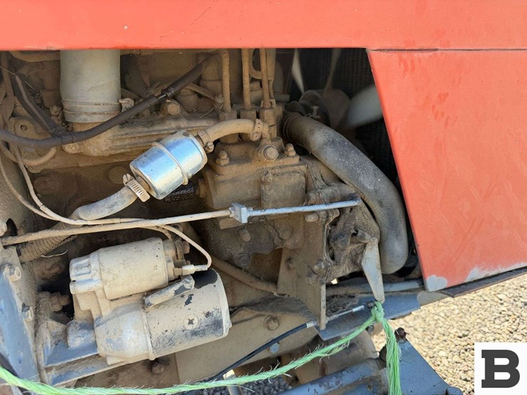 1983-massey-ferguson-1010-image-26