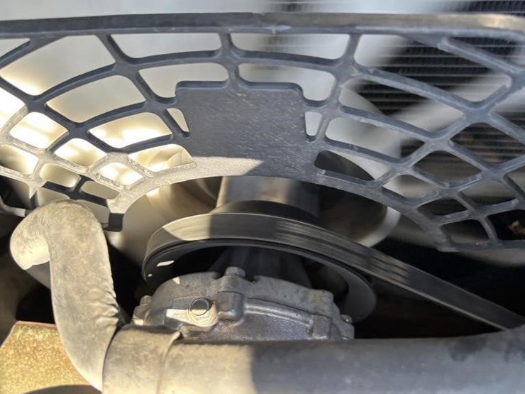 2015-caterpillar-2c6500-image-34